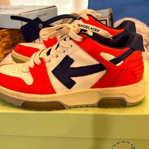 Unisex Off White Out Of Office Sneakers Used Size 5 (Euro 35)